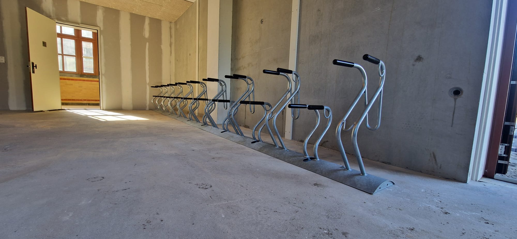 Eikenstein Zeist - Cobra Light - Klaver Fietsparkeren