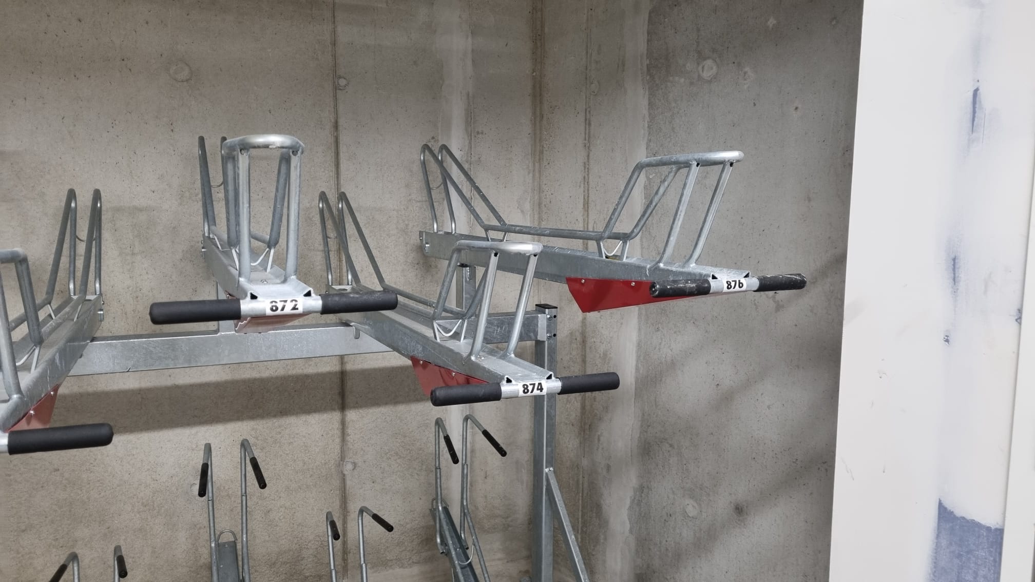 2ParkUp - Klaver Fietsparkeren - dubbellaags fietsenrekken