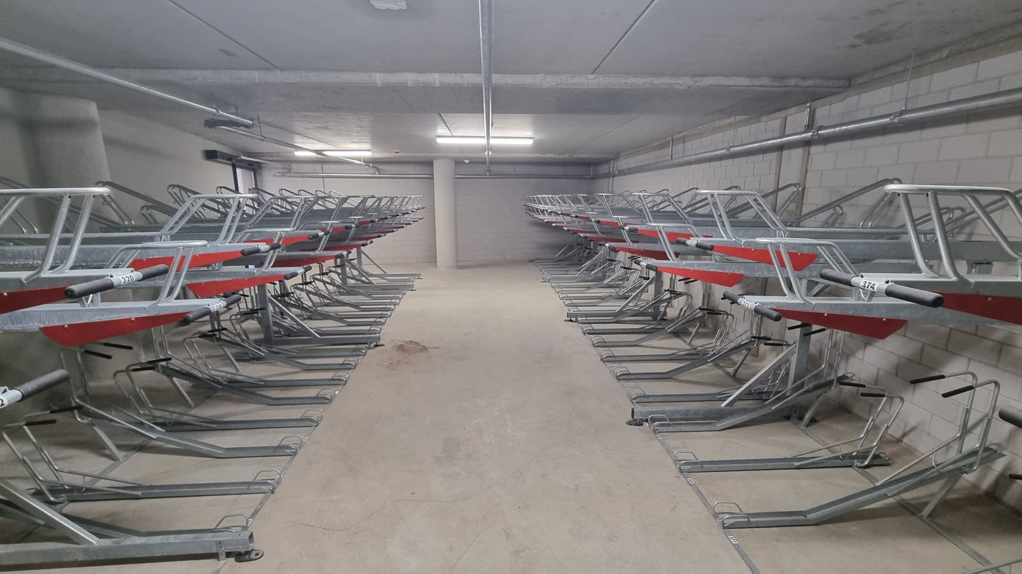 2ParkUp - Klaver Fietsparkeren - dubbellaags fietsenrekken
