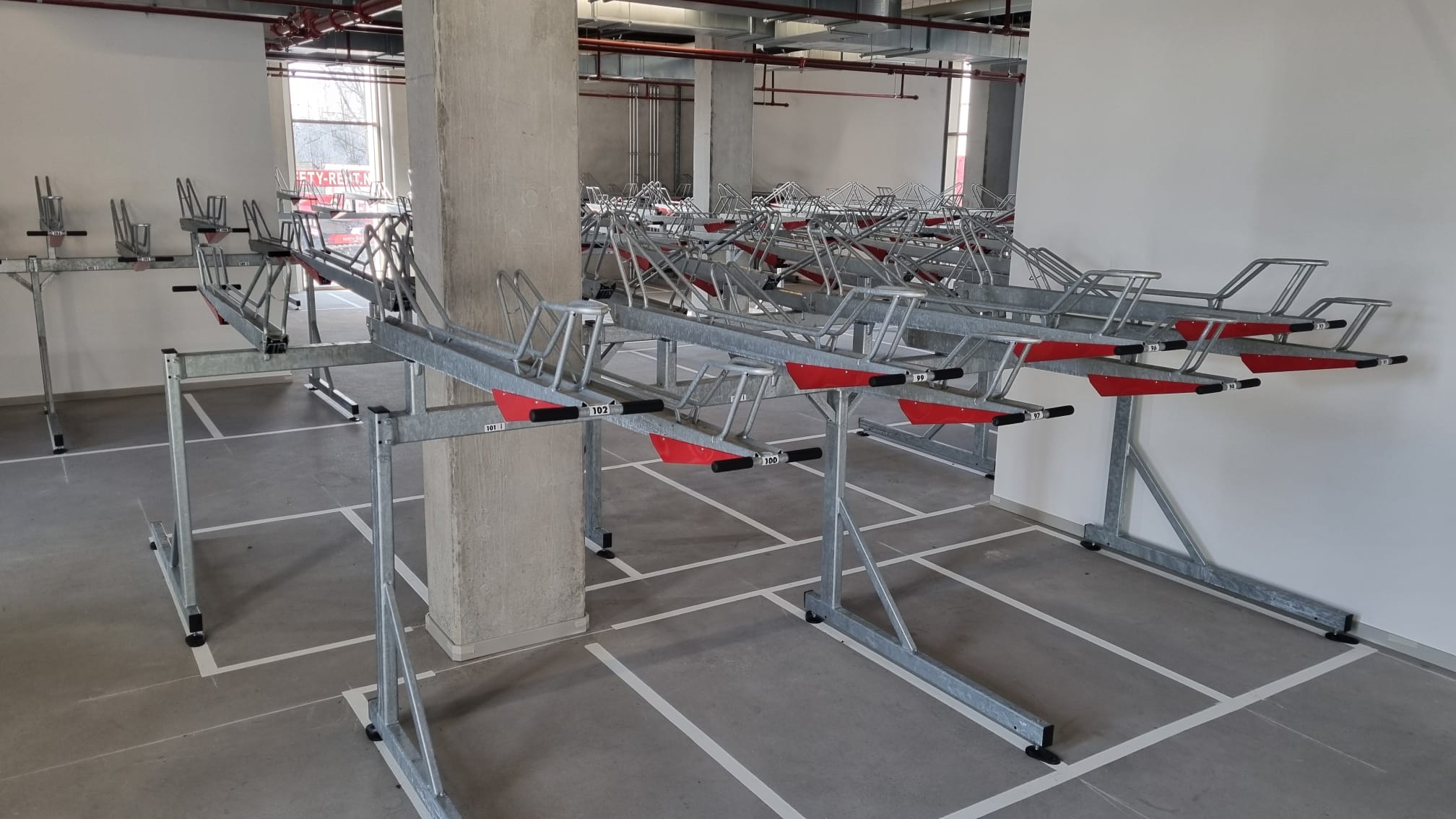 2ParkUp - Klaver Fietsparkeren - dubbellaags fietsenrekken