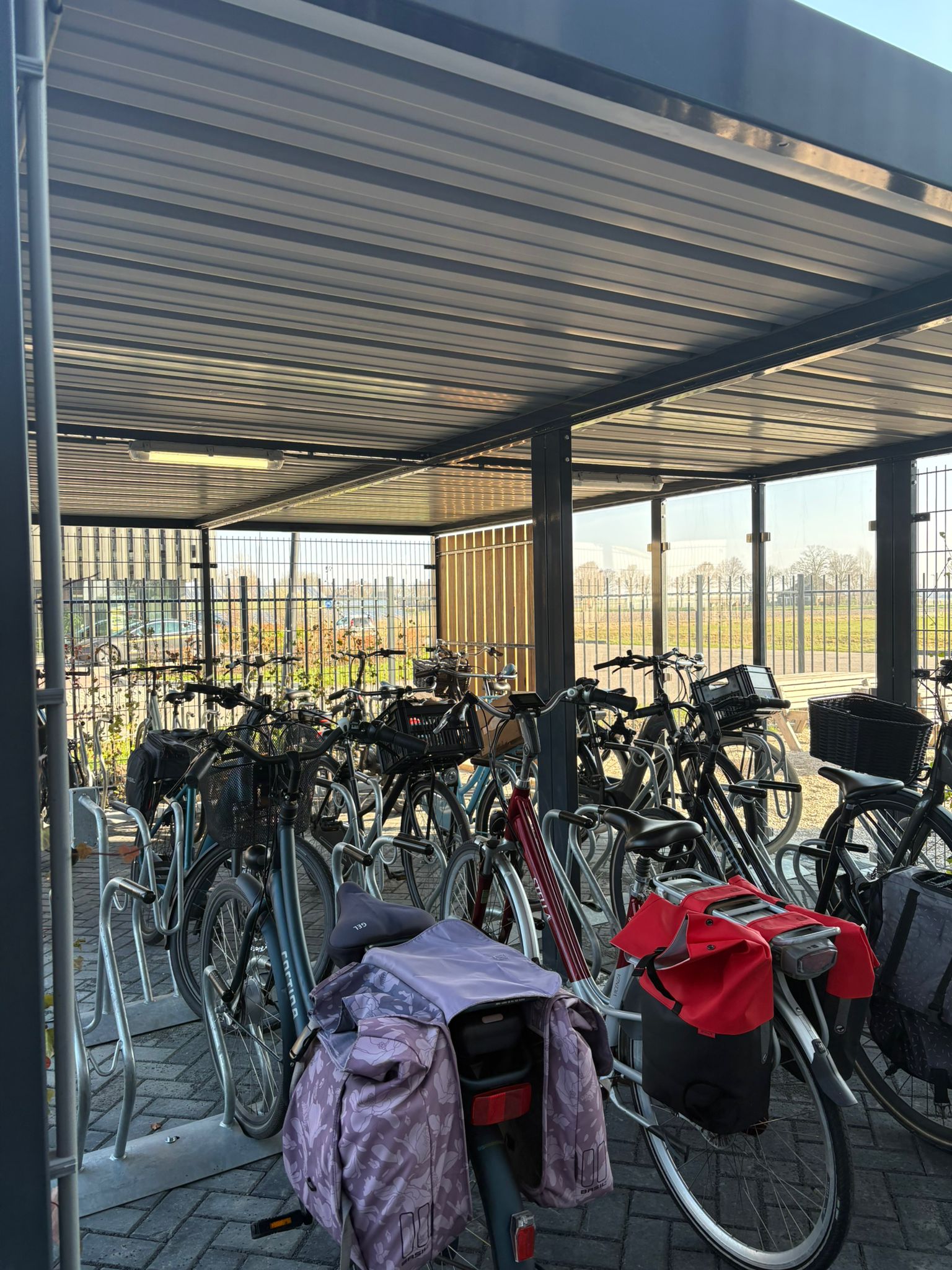 Personal care Concepts Heerhugowaard - CuBic - Cobra Light e-bike - Klaver Fietsparkeren